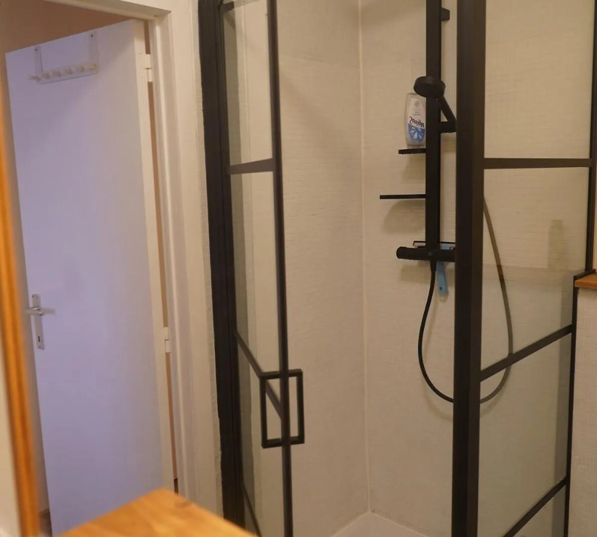 Renovated Appt In Ostende 20Min From Bruges 0*,